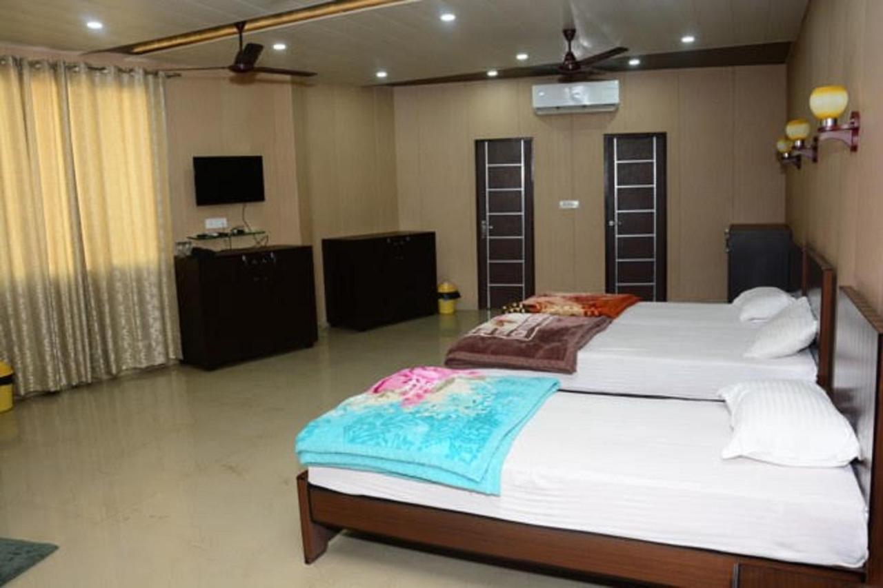 Krazy Hotel Haldwani Exterior photo